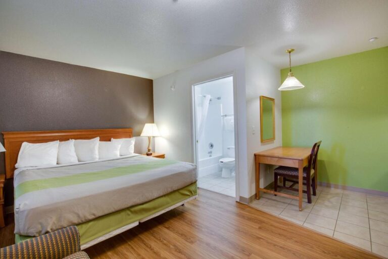 Extended stay apartments in Houston, TX