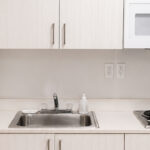 SelectCleveland_PropertyPics_760x360_0001_Furnished Suite with Kitchenette